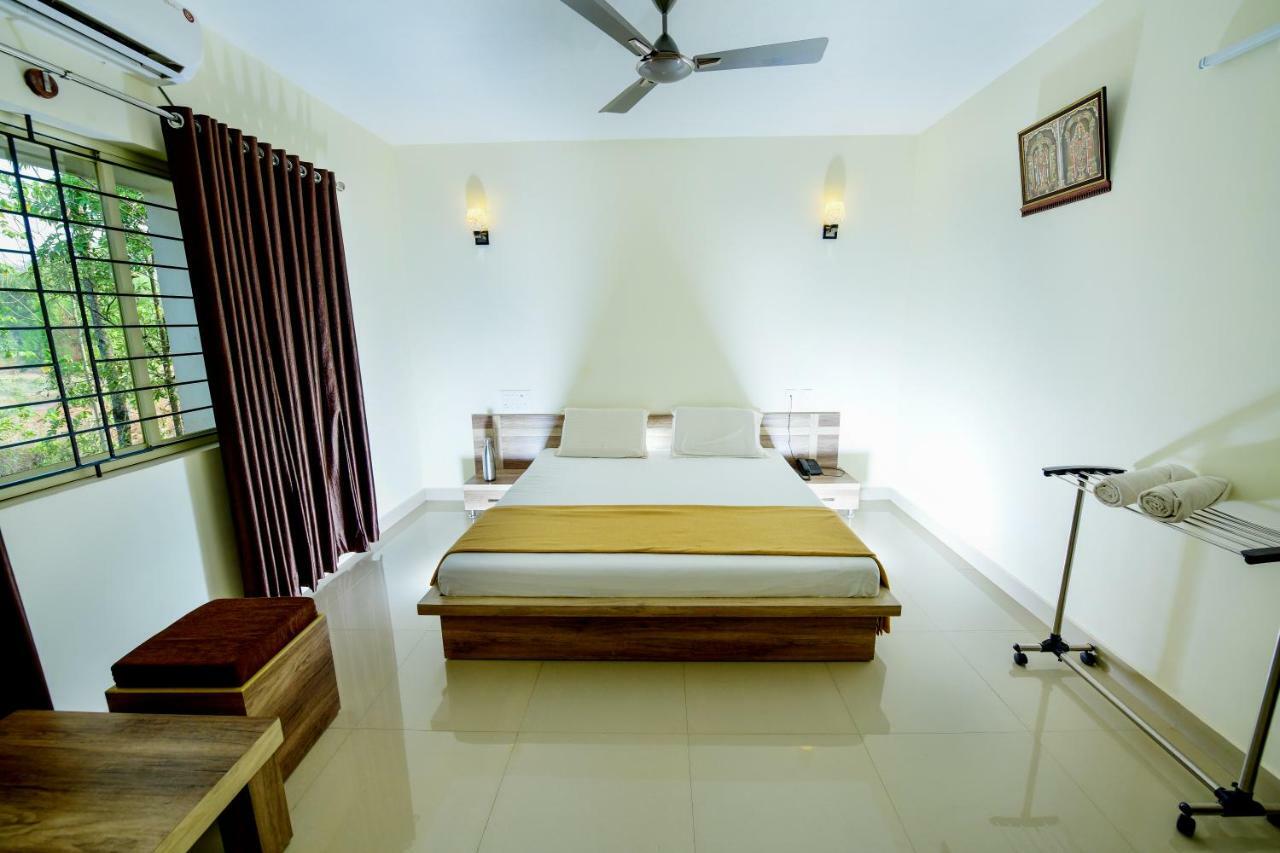 Shesha Kuteera Villa Subrahmanya Exterior photo